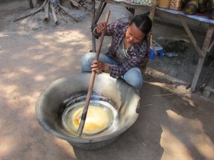making palm sugar