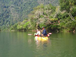 morning kayak trip on the river in Vang VIeng